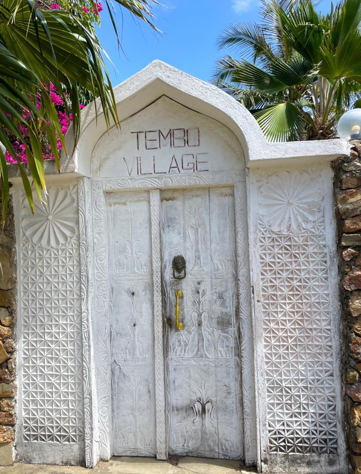 Tembo Village ワタム エクステリア 写真